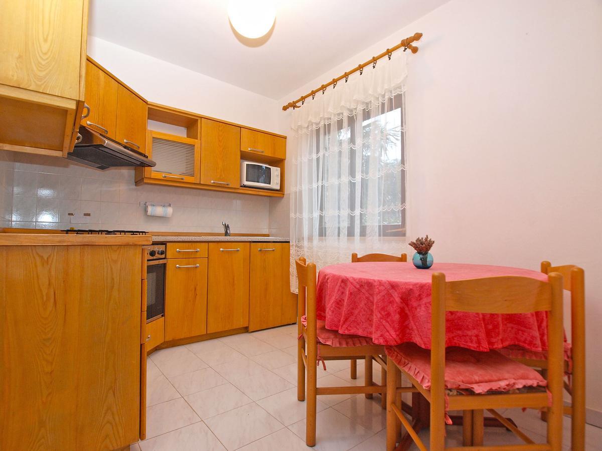 Apartments Dvorine 1210 Banjole Ngoại thất bức ảnh