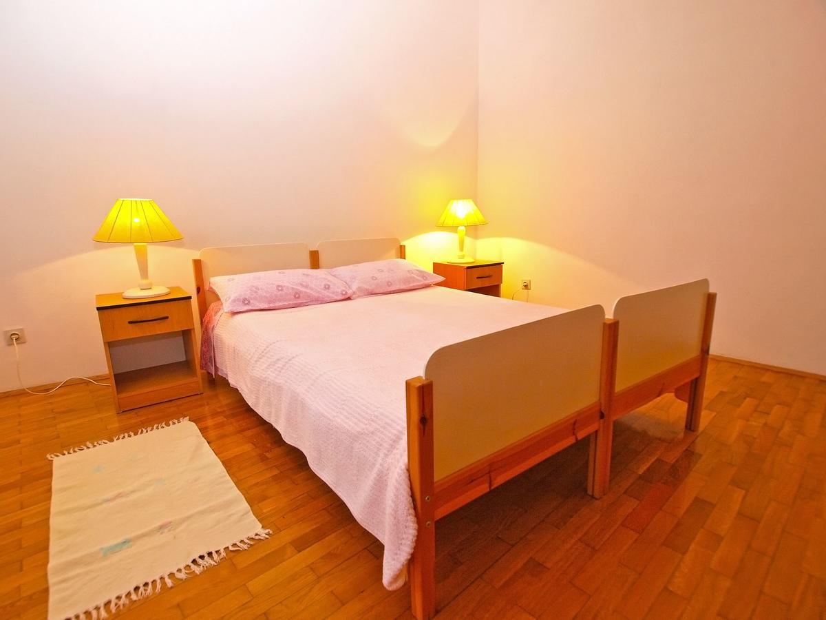 Apartments Dvorine 1210 Banjole Ngoại thất bức ảnh