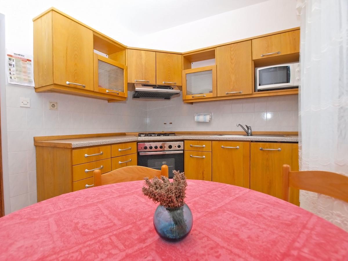 Apartments Dvorine 1210 Banjole Ngoại thất bức ảnh